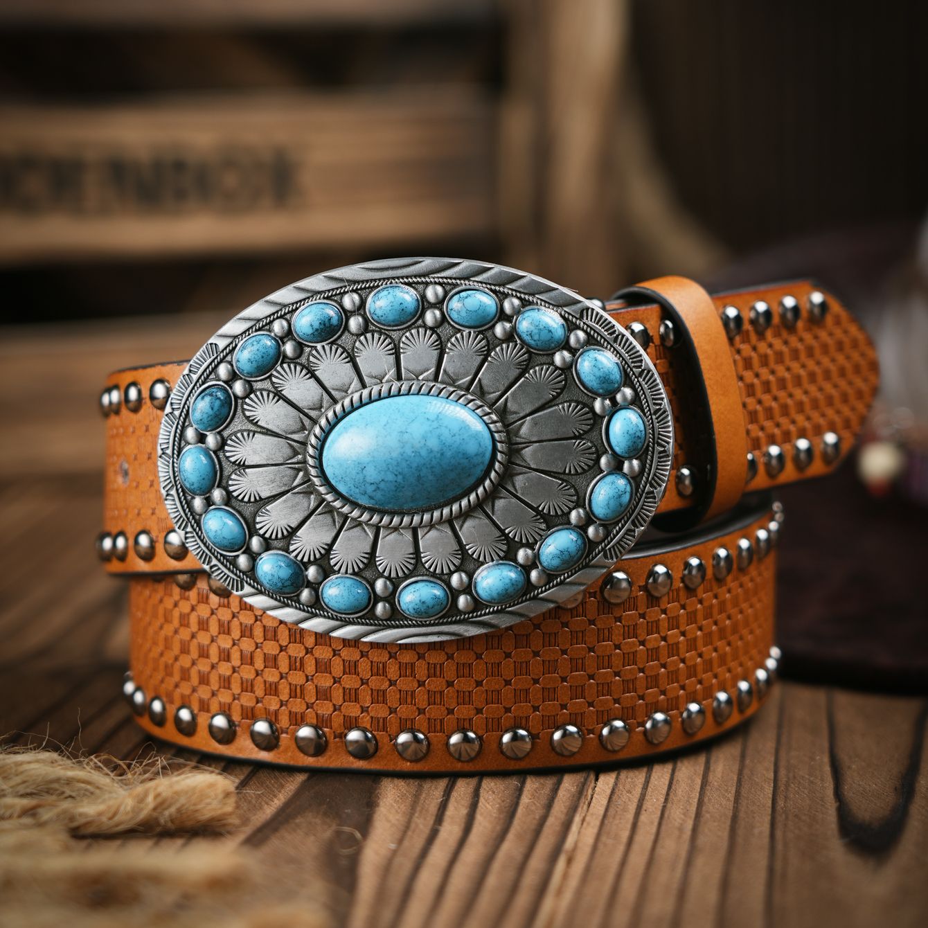 Leather Work Western - A men's and women's casual retro