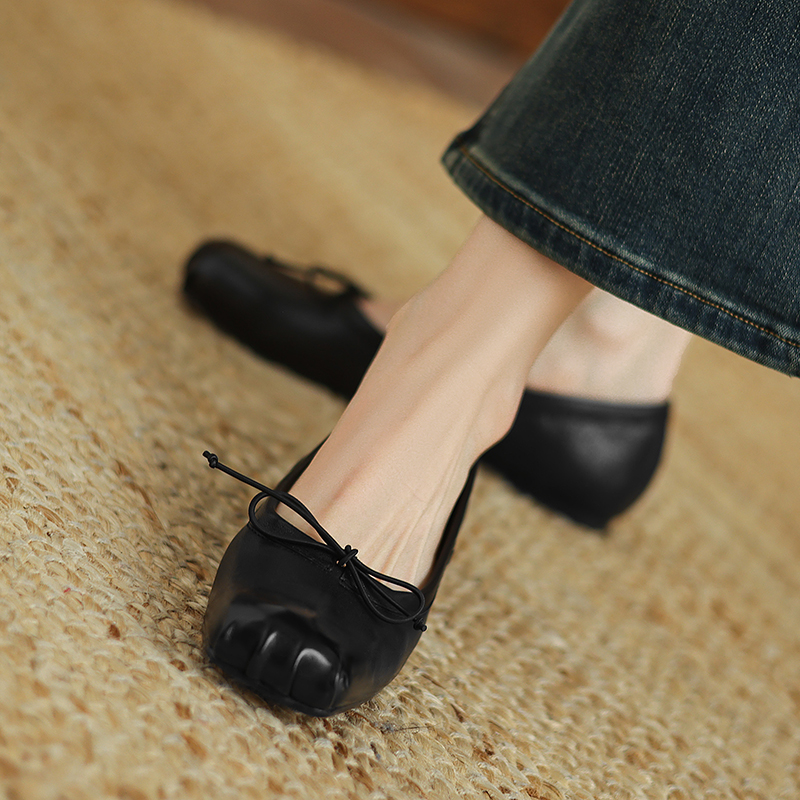 Genuine Leather French Ballet  - đánh giá và giá Leatherwork In French